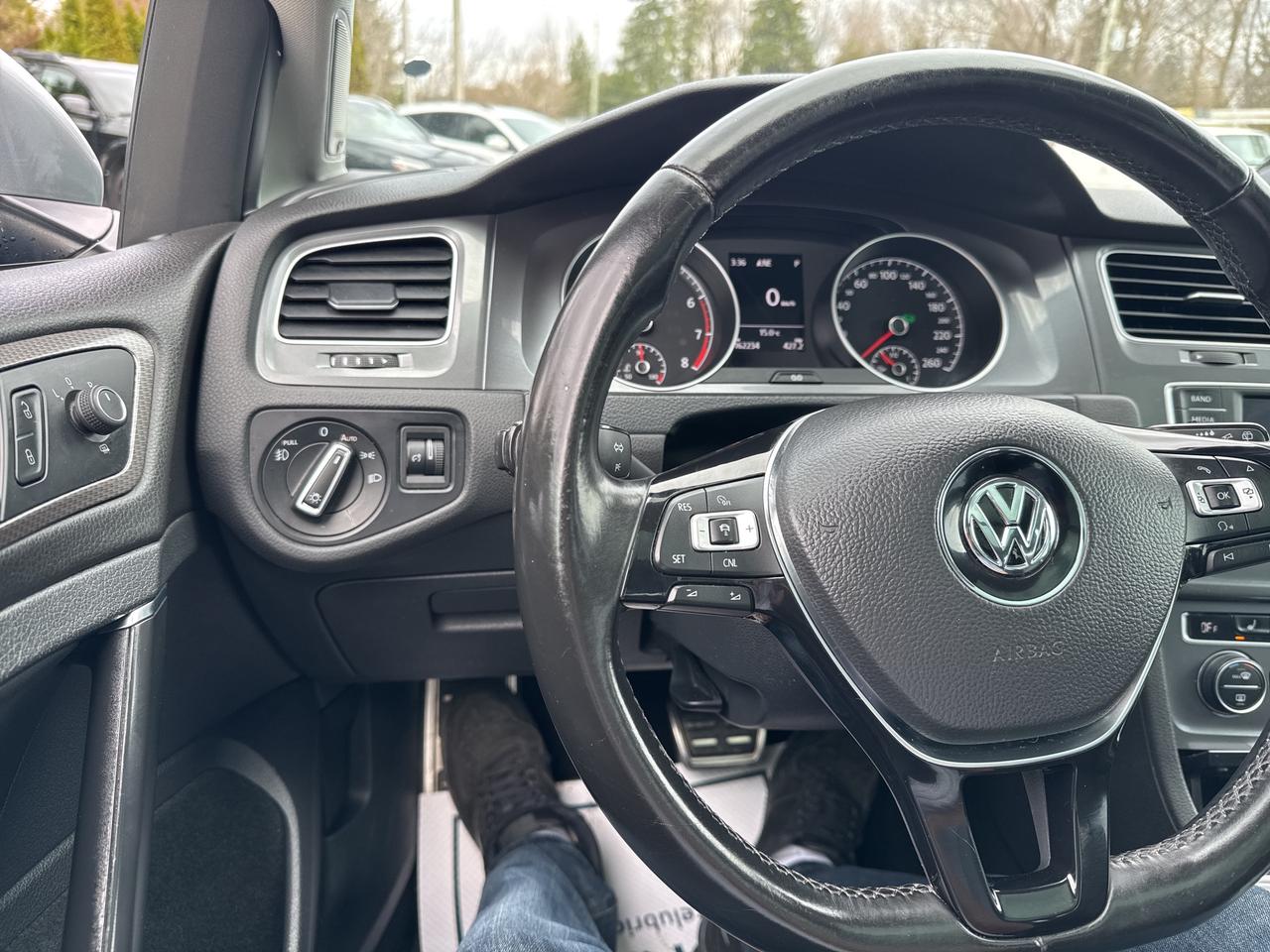 2017 Volkswagen Golf Alltrack All Track TSI, Bluetooth, Back Up Cam Photo