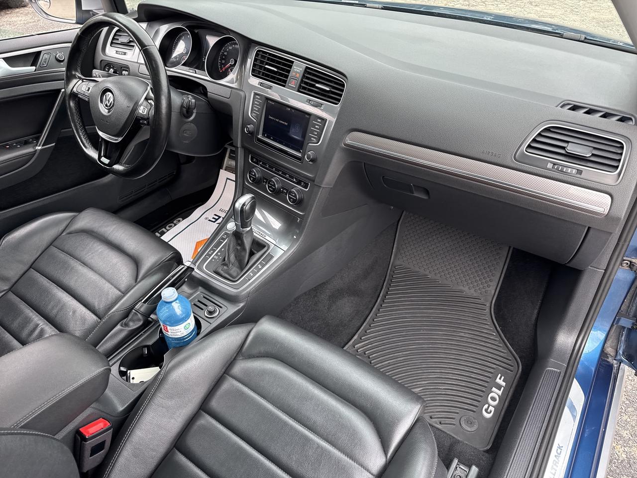 2017 Volkswagen Golf Alltrack All Track TSI, Bluetooth, Back Up Cam Photo