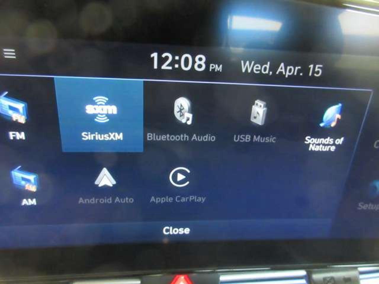 2025 Hyundai Elantra PREFERRED W/TECH, NAV, ROOF, HTD. SEATS, 33K! Photo