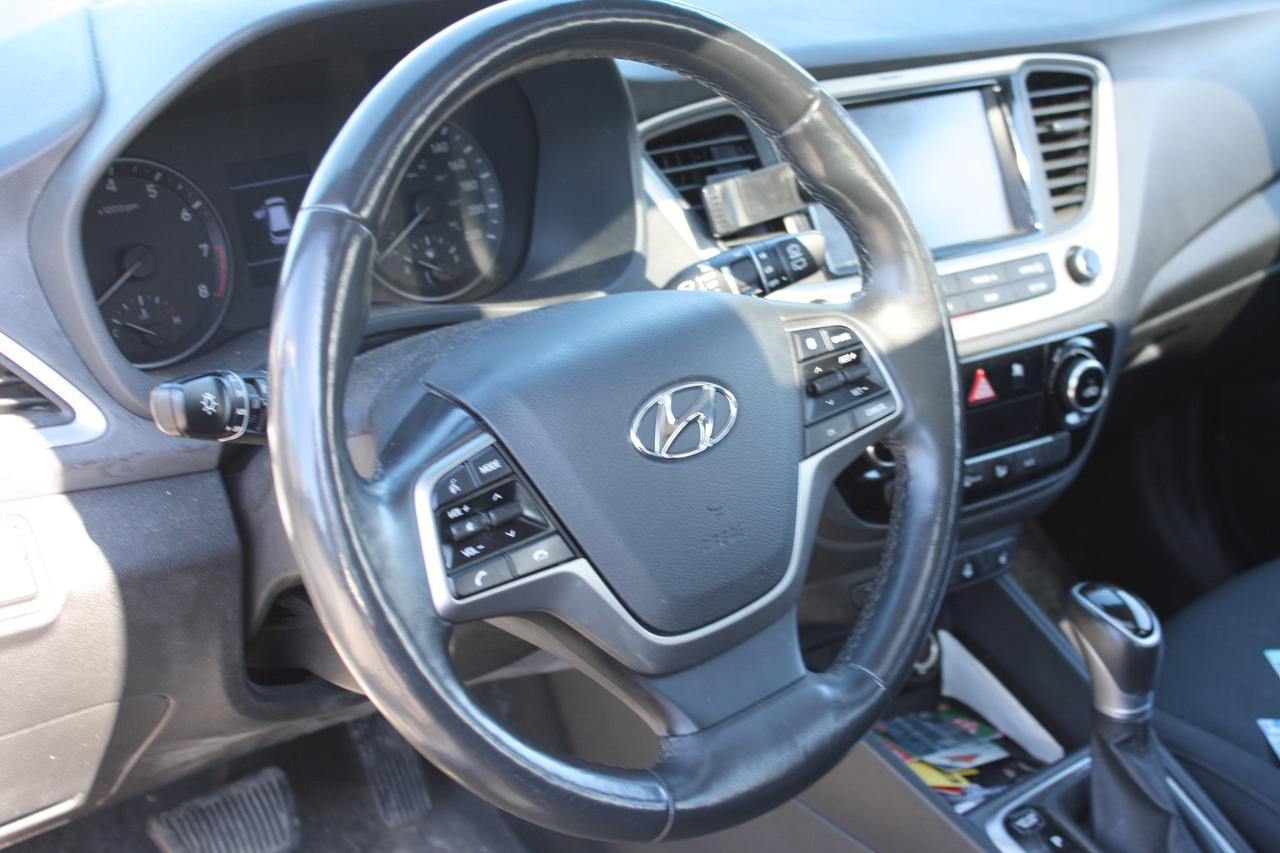 2020 Hyundai Accent 5 Door Ultimate IVT Photo