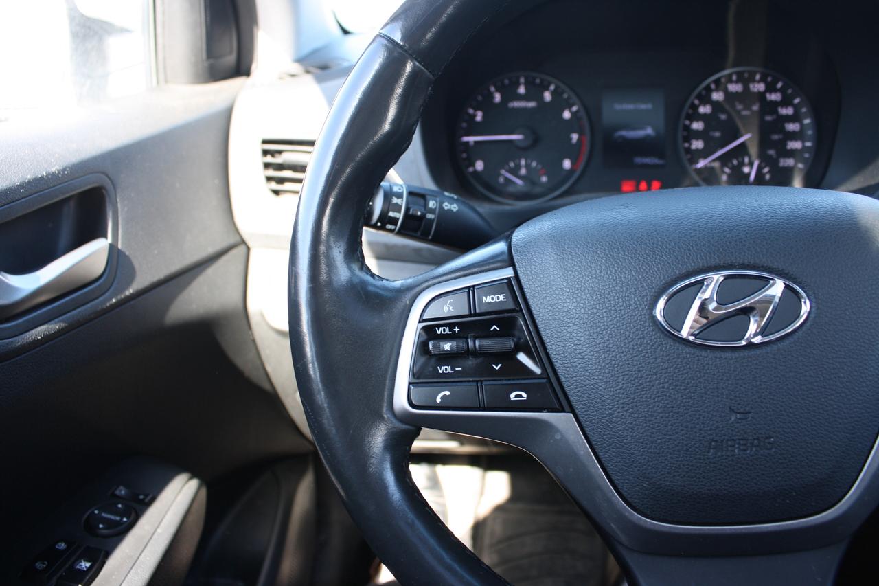 2020 Hyundai Accent 5 Door Ultimate IVT Photo