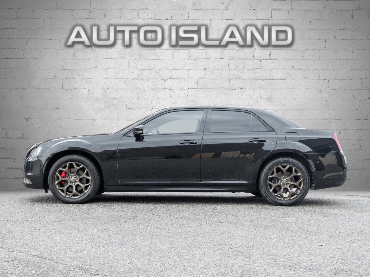 2016 Chrysler 300 300S AWD,  Nav, Camera, Leather, Sunroof Photo4