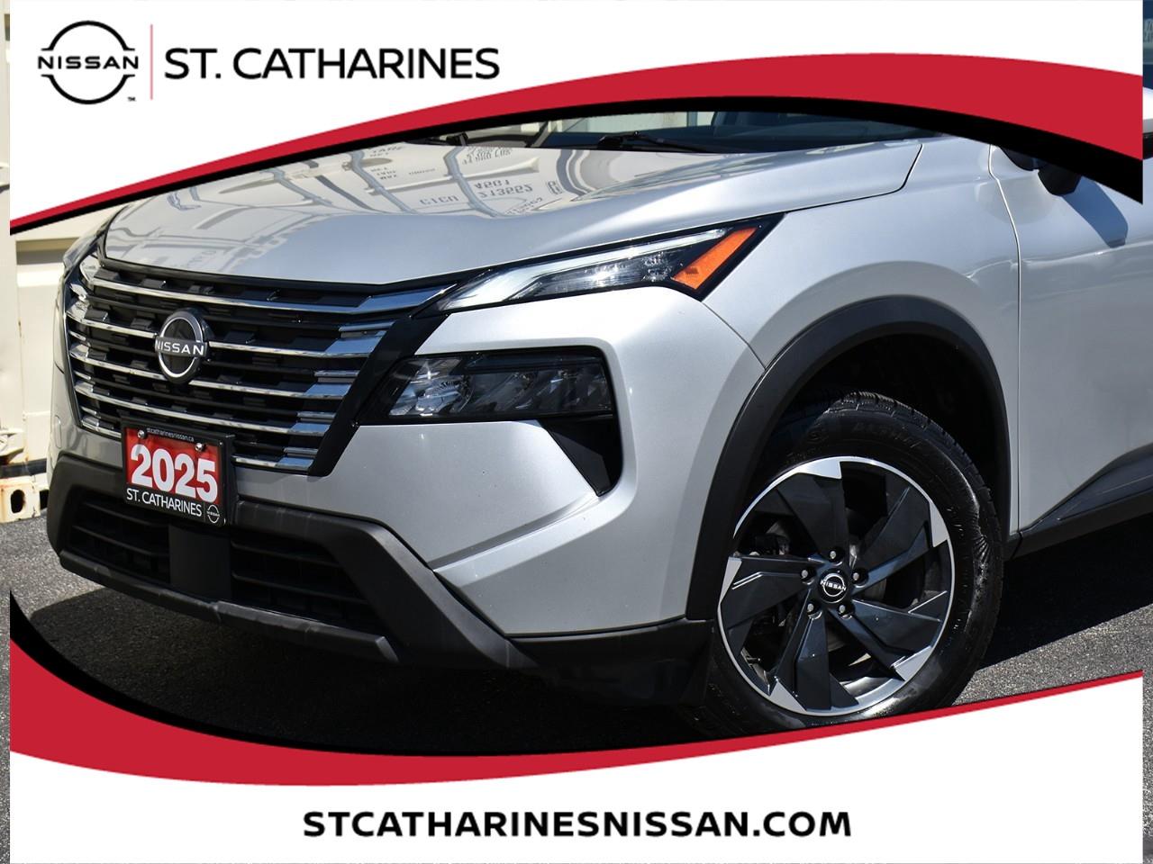 2025 Nissan Rogue SV MOONROOF Photo
