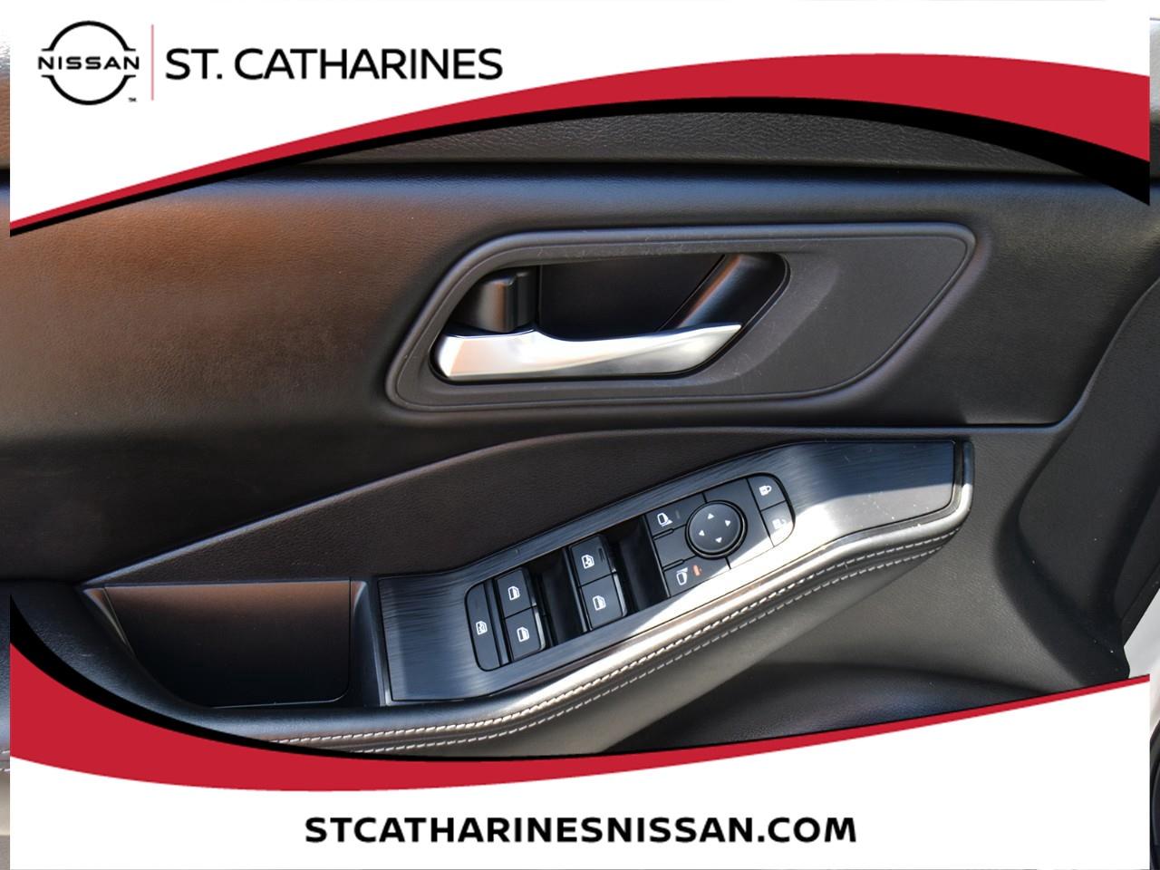 2025 Nissan Rogue SV MOONROOF Photo
