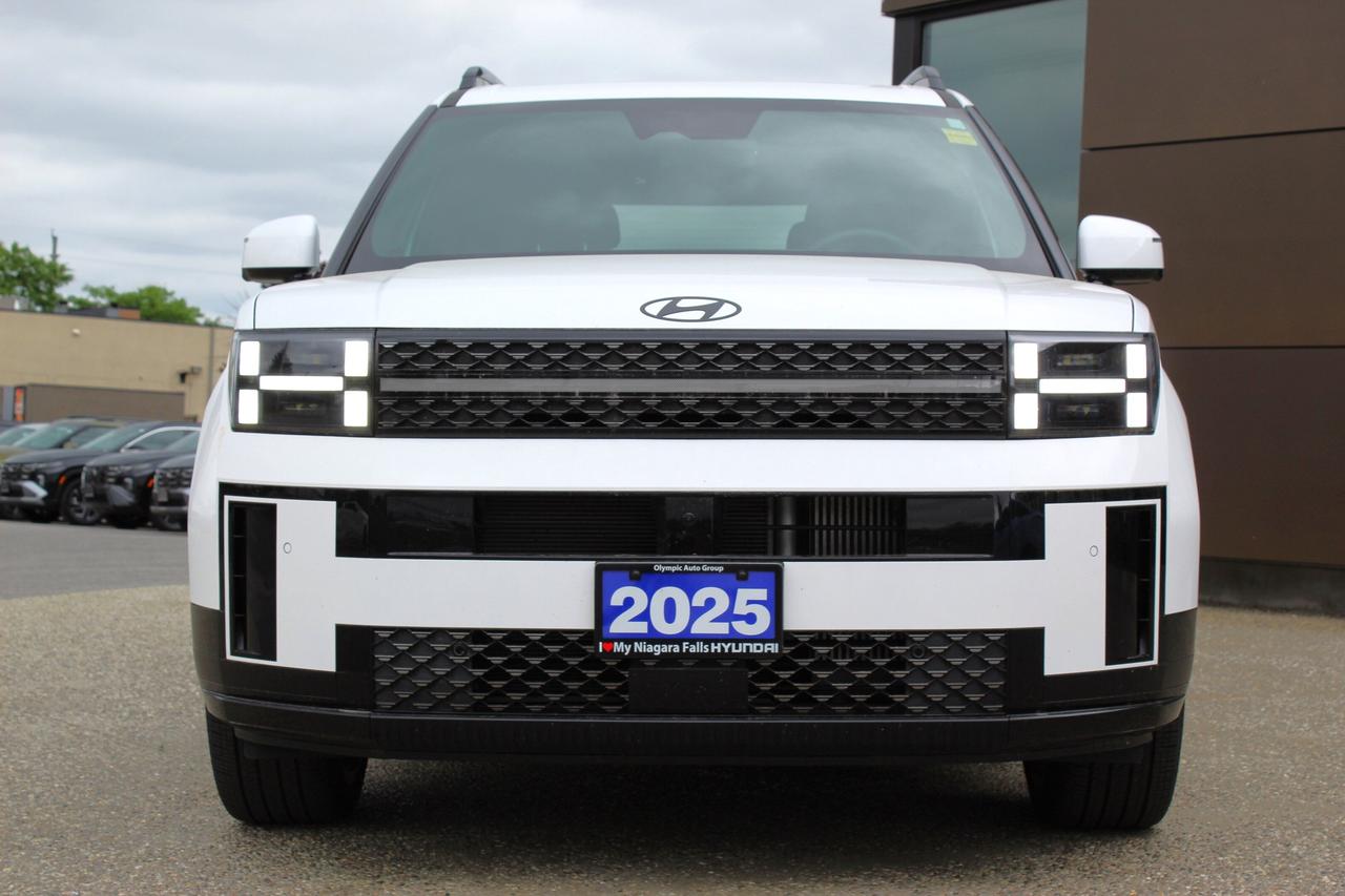 2025 Hyundai Santa Fe Ultimate Calligraphy AWD, 1-Owner Photo
