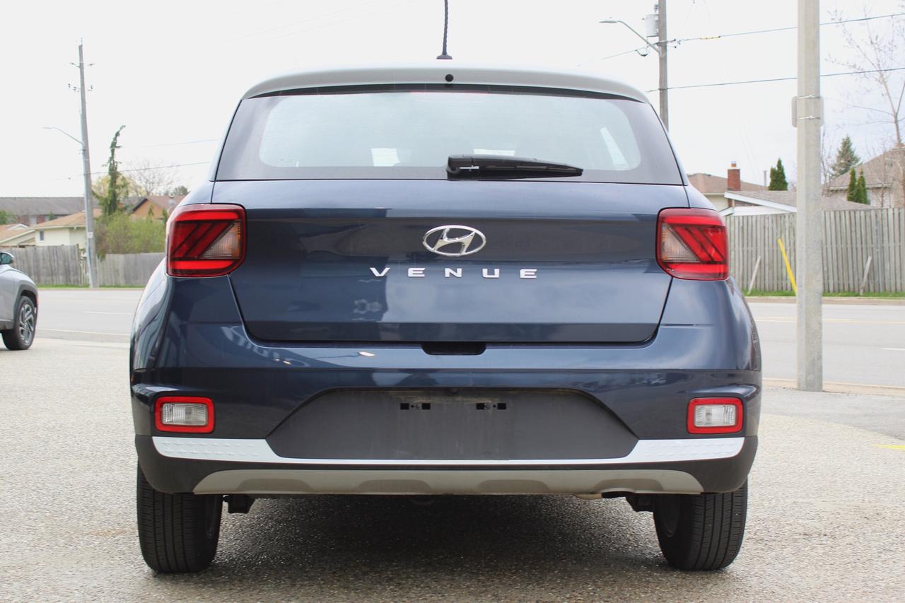 2024 Hyundai Venue PREFERRED Photo