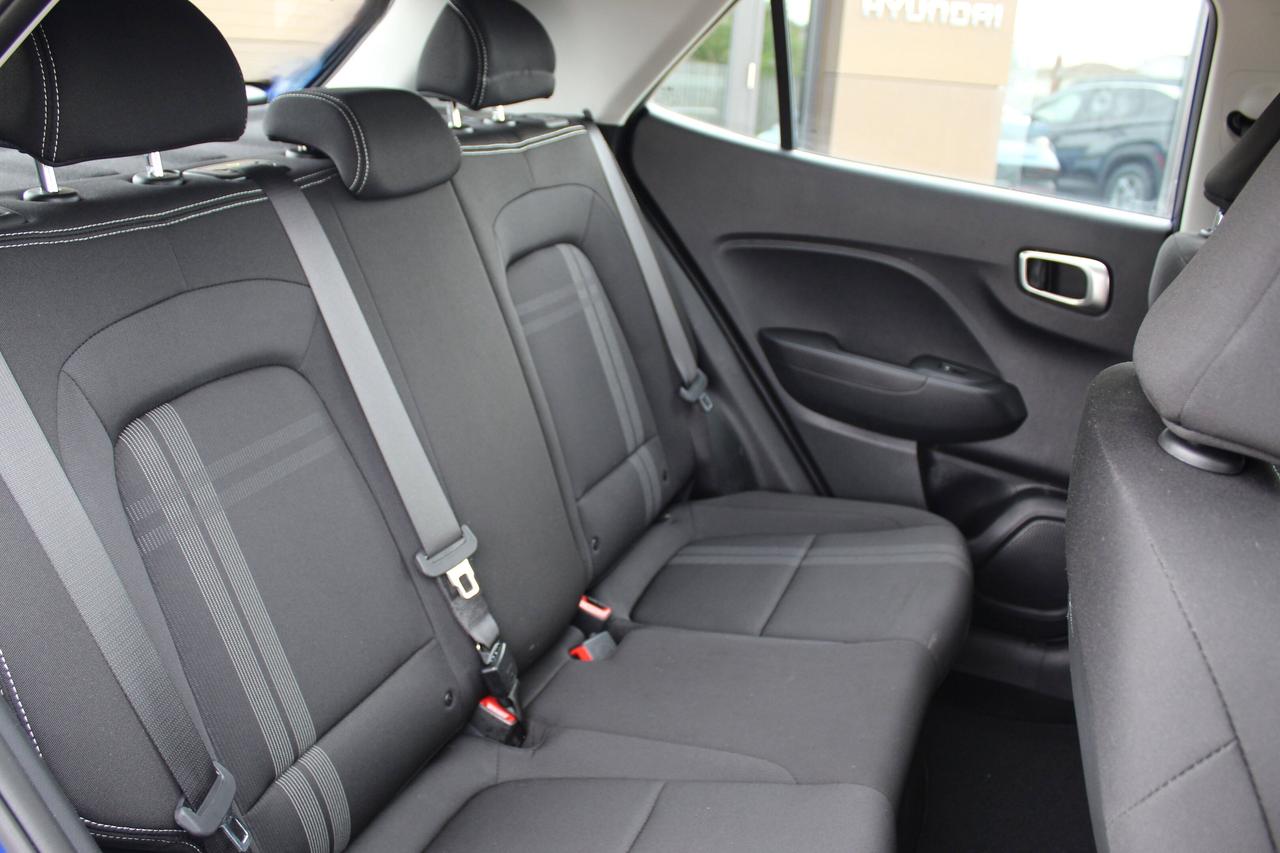 2024 Hyundai Venue Preferred IVT w/Two-Tone Photo