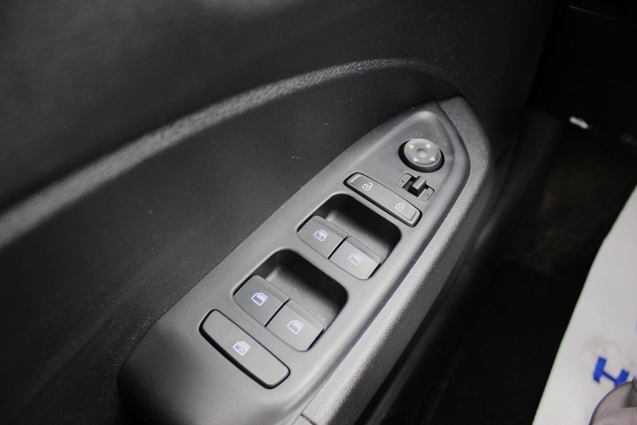 2024 Hyundai Venue Preferred IVT w/Two-Tone Photo