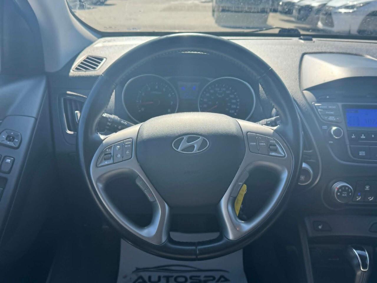 2014 Hyundai Tucson GLS   CLEAN CARFAX   TWO SETS OF TIRES ON RIMS   H Photo