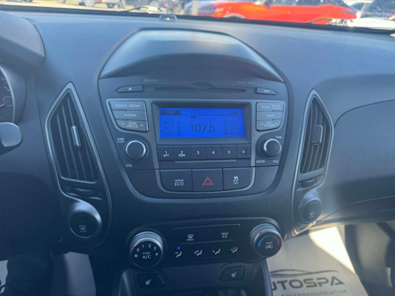 2014 Hyundai Tucson GLS   CLEAN CARFAX   TWO SETS OF TIRES ON RIMS   H Photo