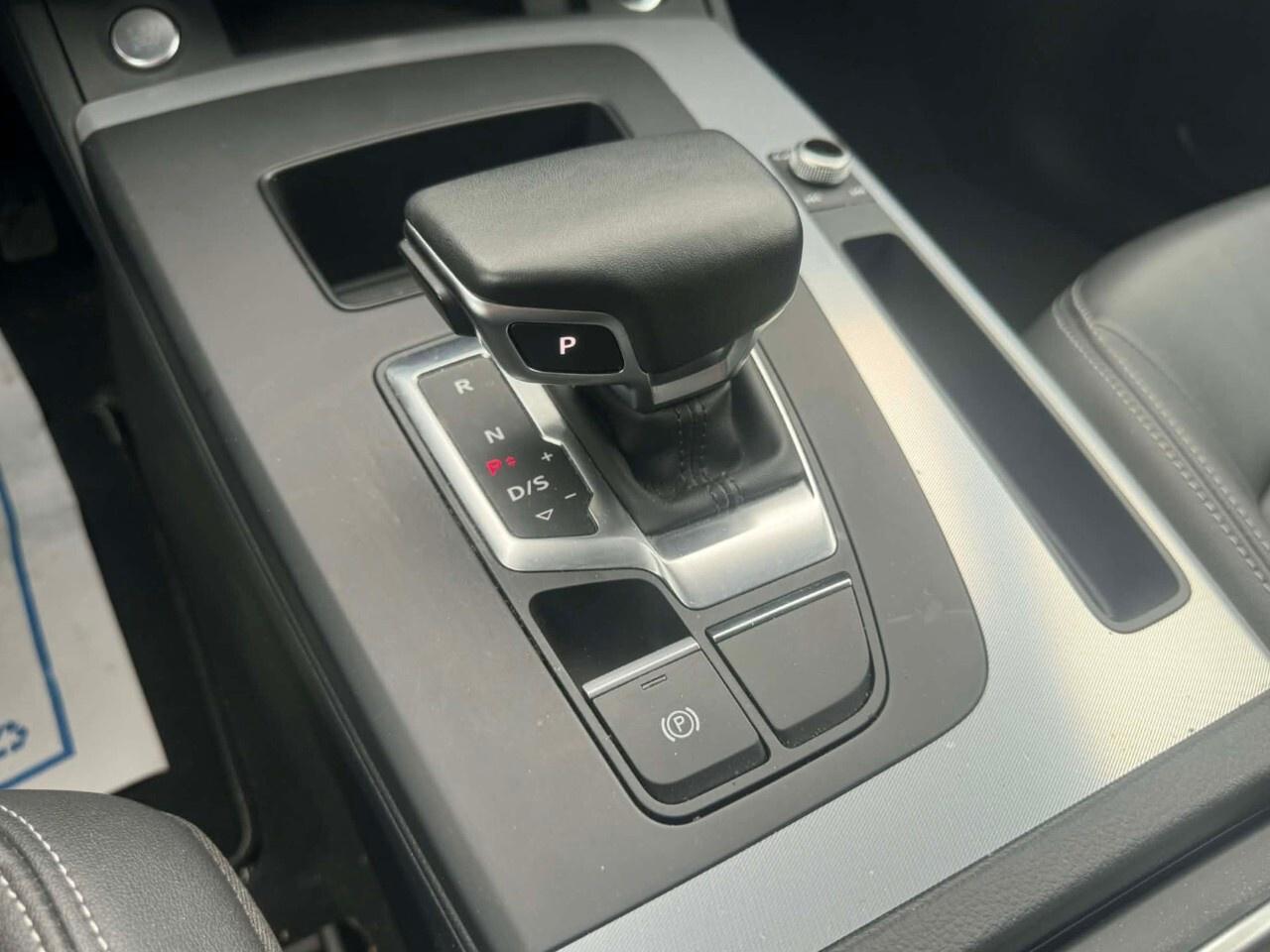 2024 Audi Q5 PROGRESSIV   HEATED SEATS AND STEERING WHEEL   APP Photo
