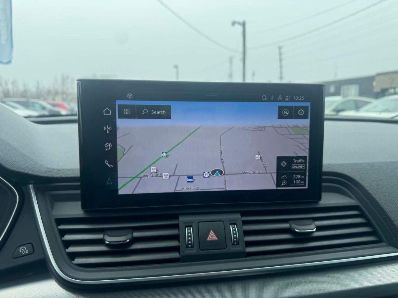 2024 Audi Q5 PROGRESSIV   HEATED SEATS AND STEERING WHEEL   APP Photo