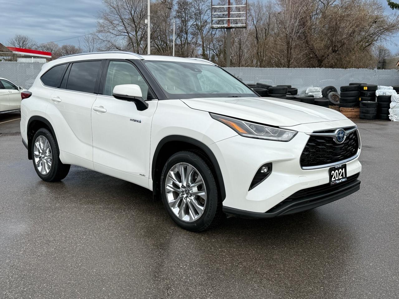 2021 Toyota Highlander Hybrid Limited AWD  ACCIDENT FREE 1-OWNER CERTIFIE Photo