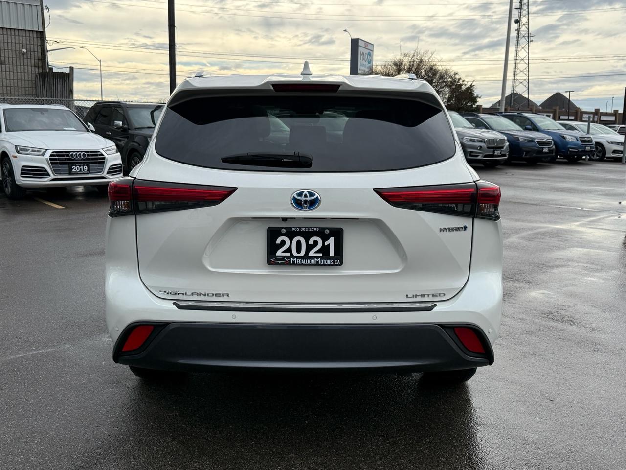 2021 Toyota Highlander Hybrid Limited AWD  ACCIDENT FREE 1-OWNER CERTIFIE Photo