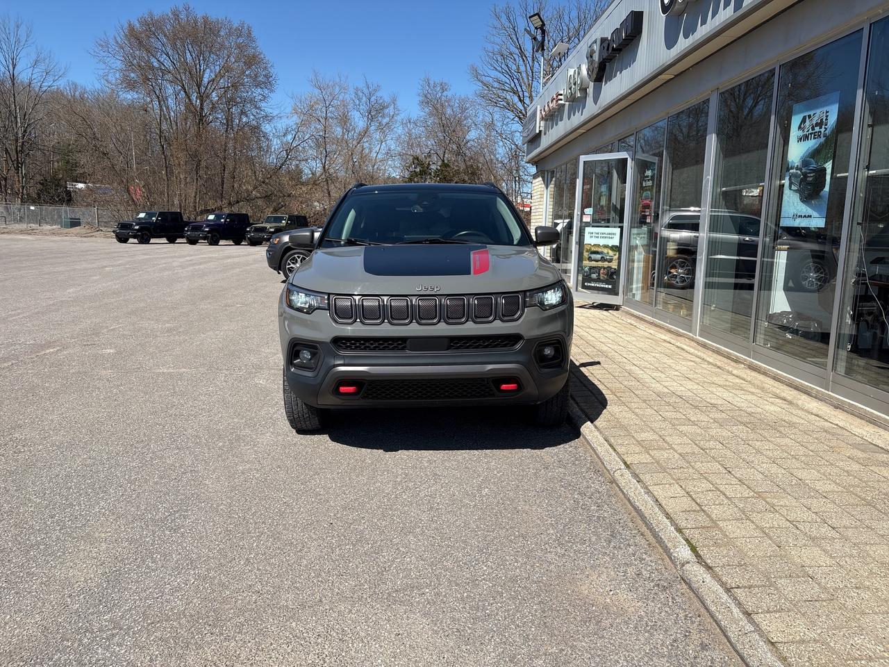 2022 Jeep Compass Trailhawk Photo