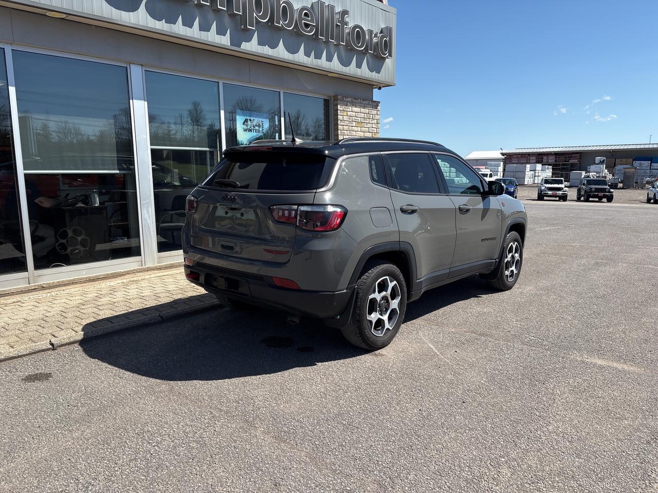 2022 Jeep Compass Trailhawk Photo4