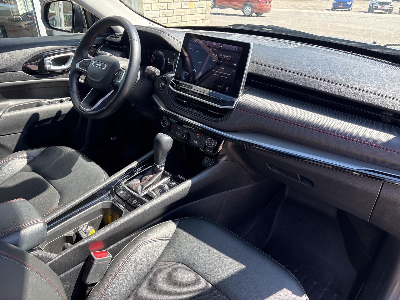 2022 Jeep Compass Trailhawk Photo