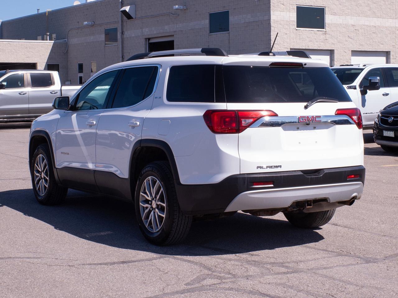 2017 GMC Acadia SLE - Power Seats   Remote Trunk Release Photo