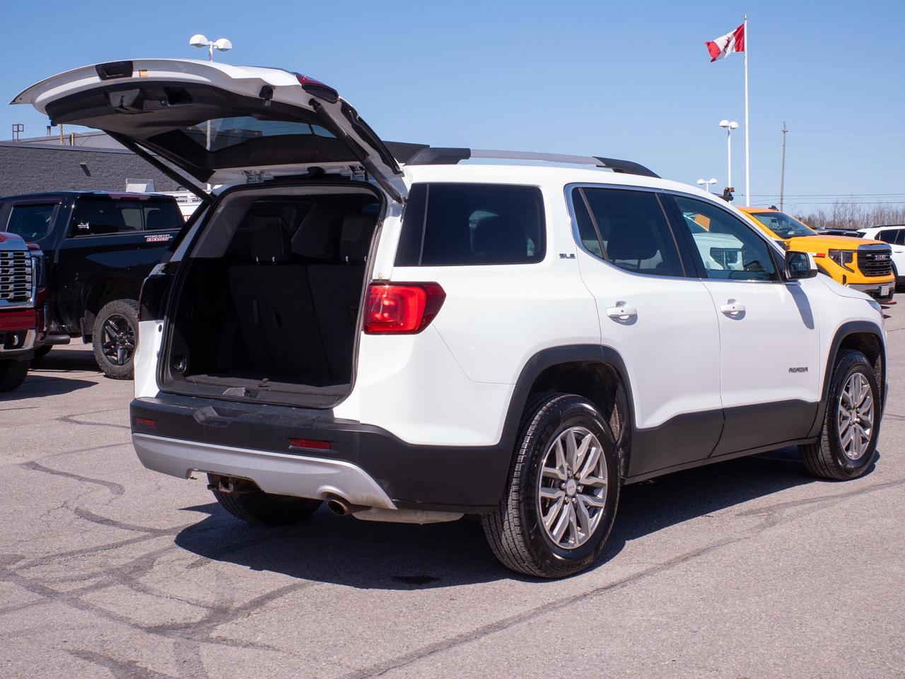 2017 GMC Acadia SLE - Power Seats   Remote Trunk Release Photo