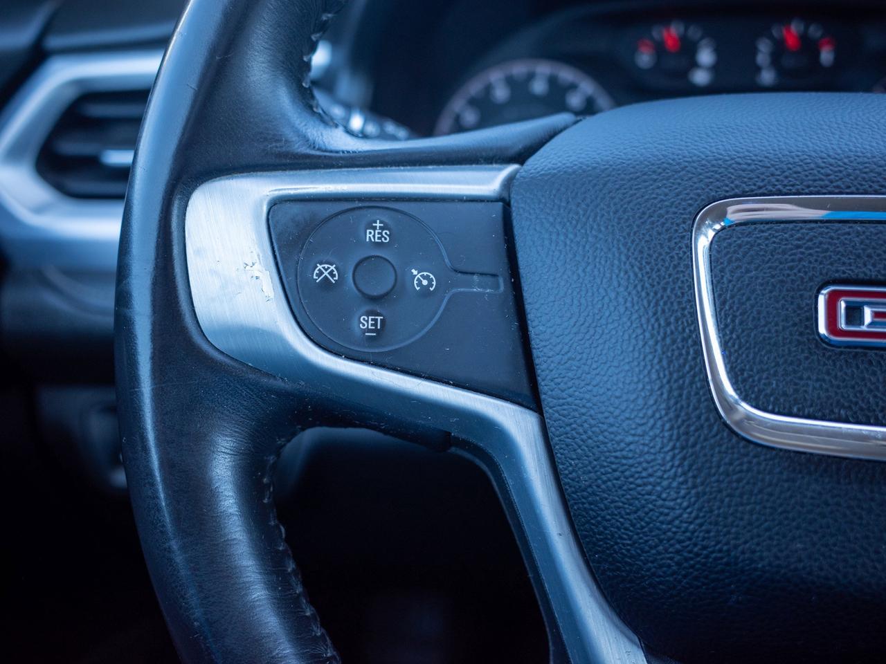 2017 GMC Acadia SLE - Power Seats   Remote Trunk Release Photo