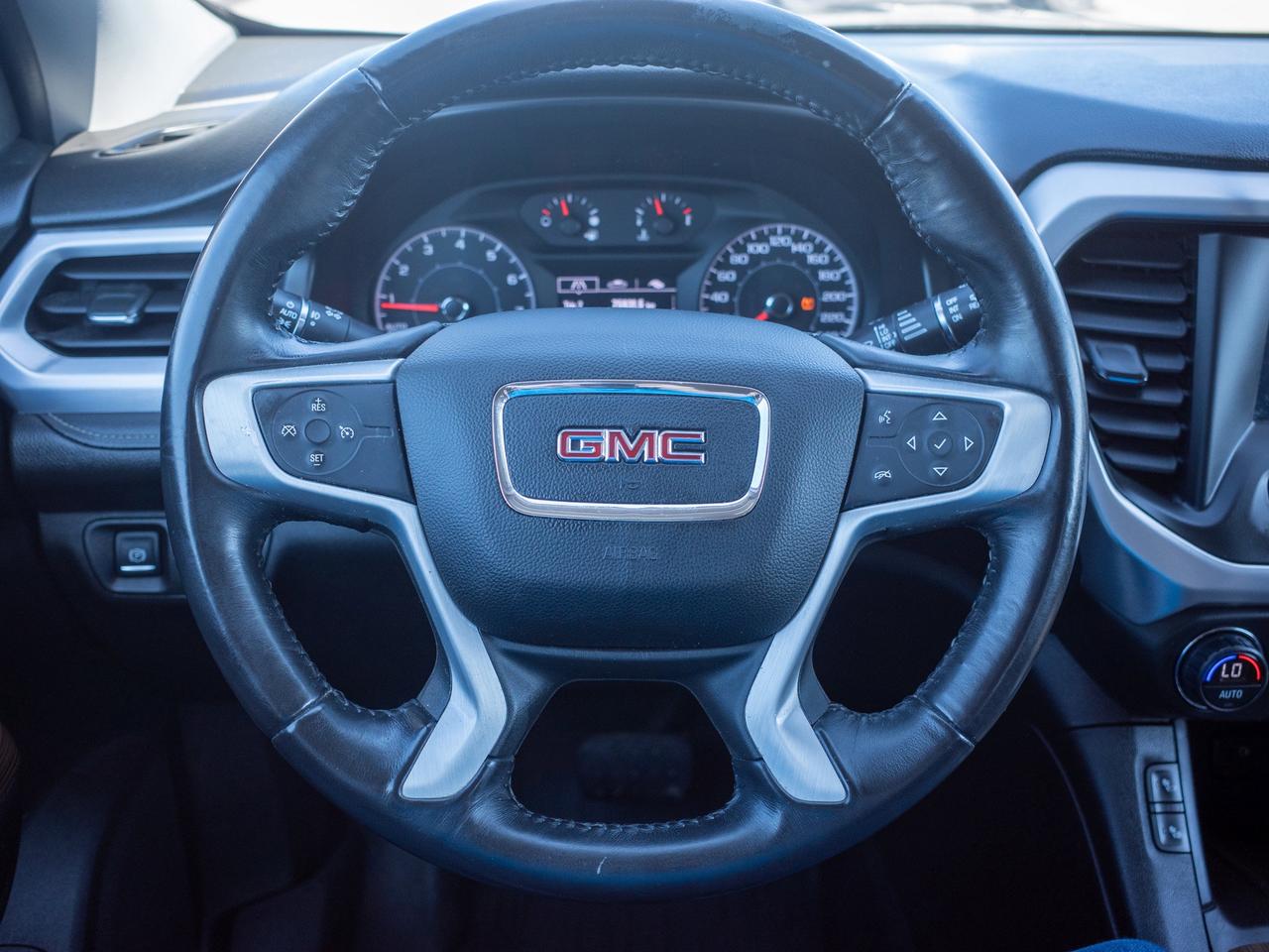 2017 GMC Acadia SLE - Power Seats   Remote Trunk Release Photo