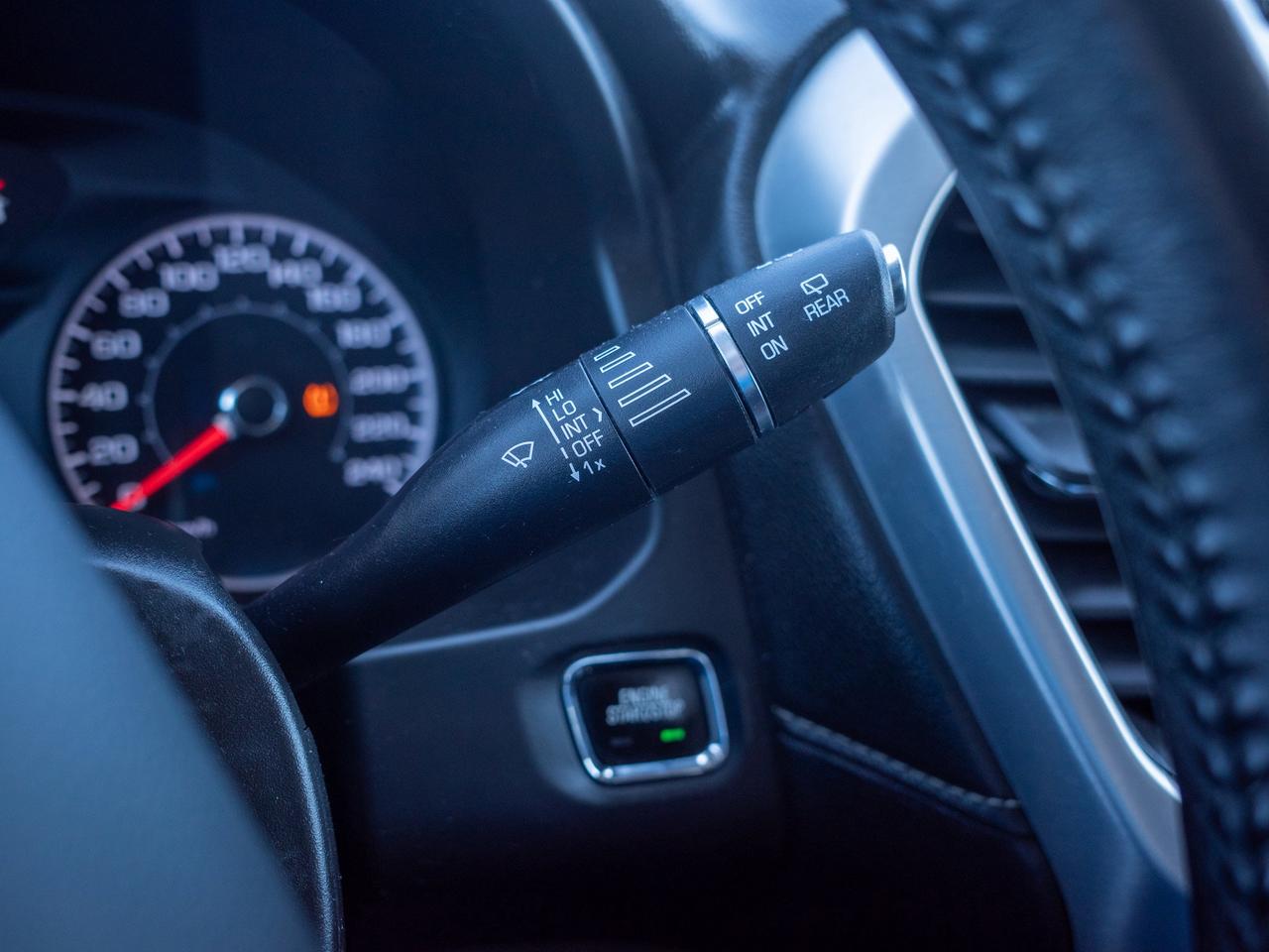 2017 GMC Acadia SLE - Power Seats   Remote Trunk Release Photo
