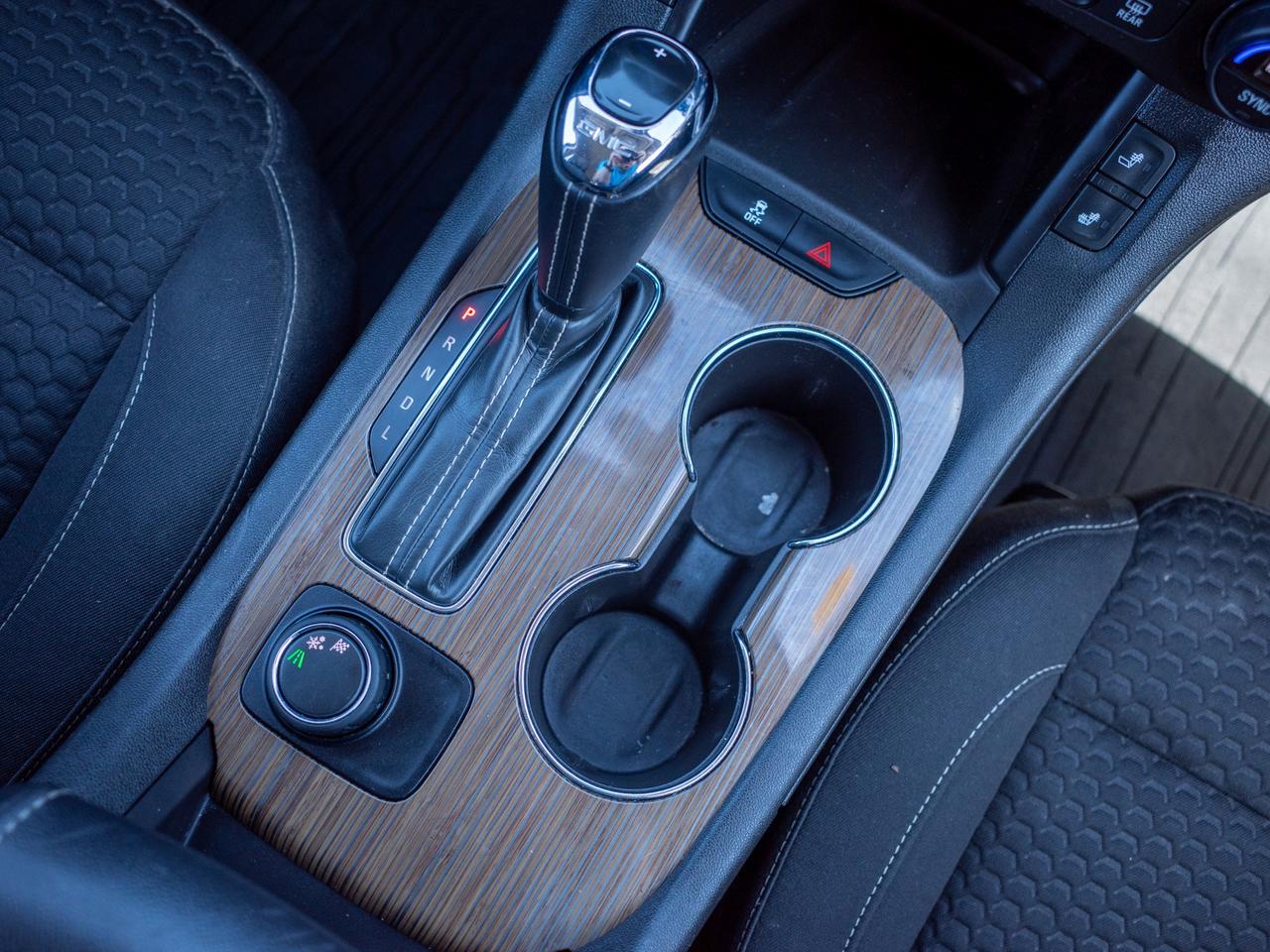 2017 GMC Acadia SLE - Power Seats   Remote Trunk Release Photo