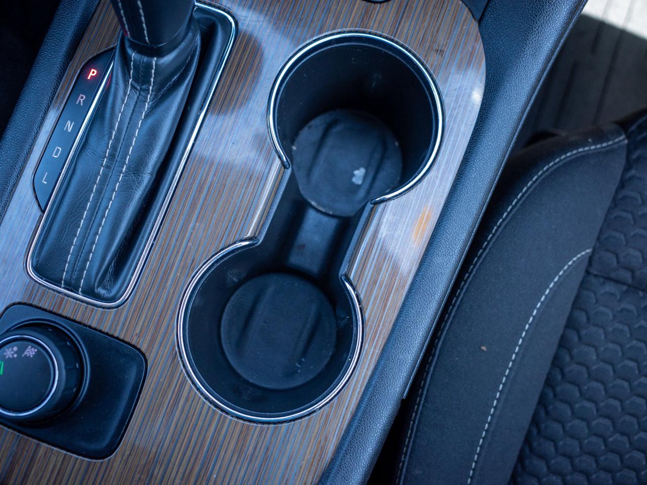 2017 GMC Acadia SLE - Power Seats   Remote Trunk Release Photo