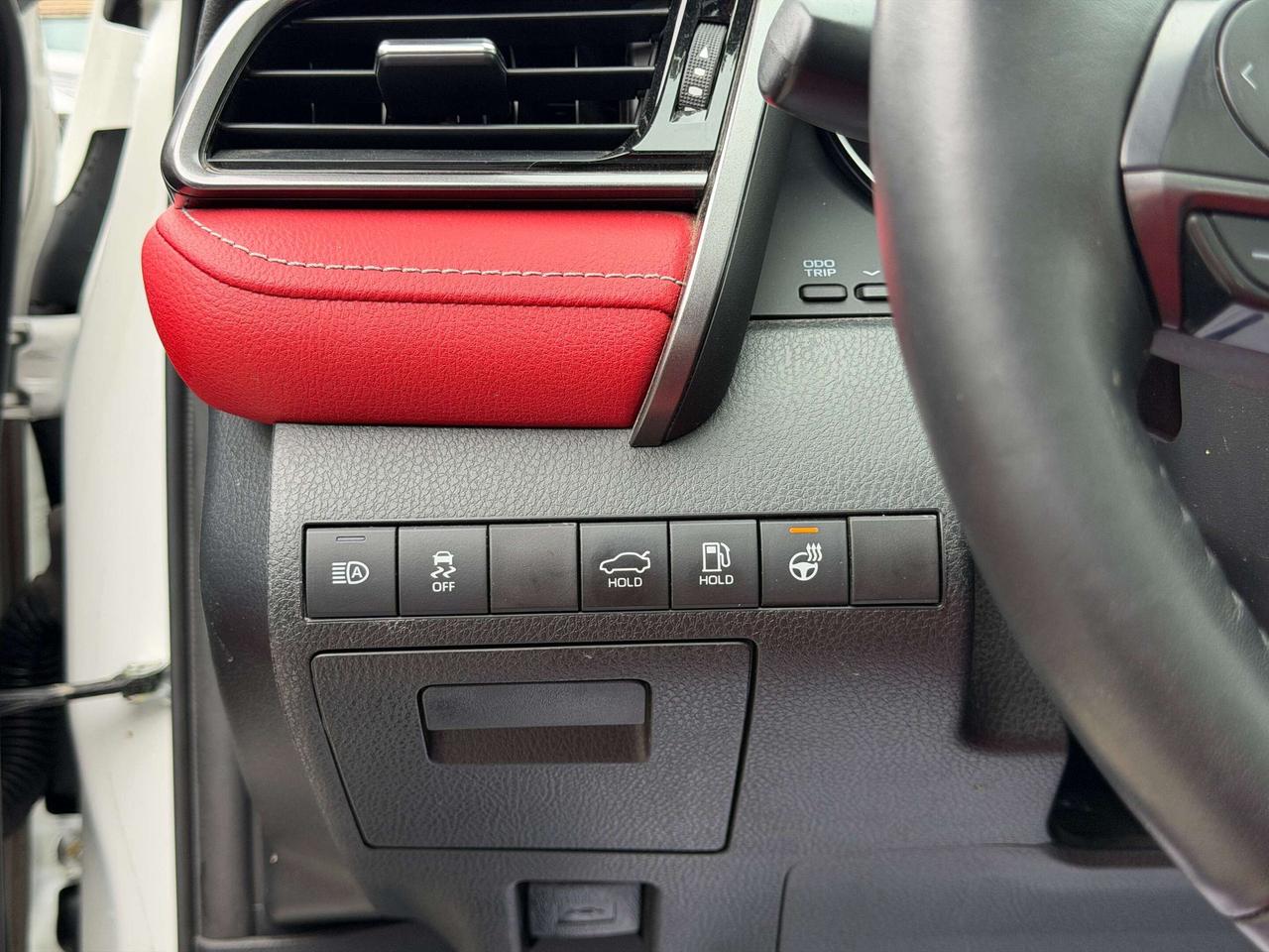 2022 Toyota Camry XSE,RED INTERIOR. SET OF WINTER TIRES/RIMS Photo