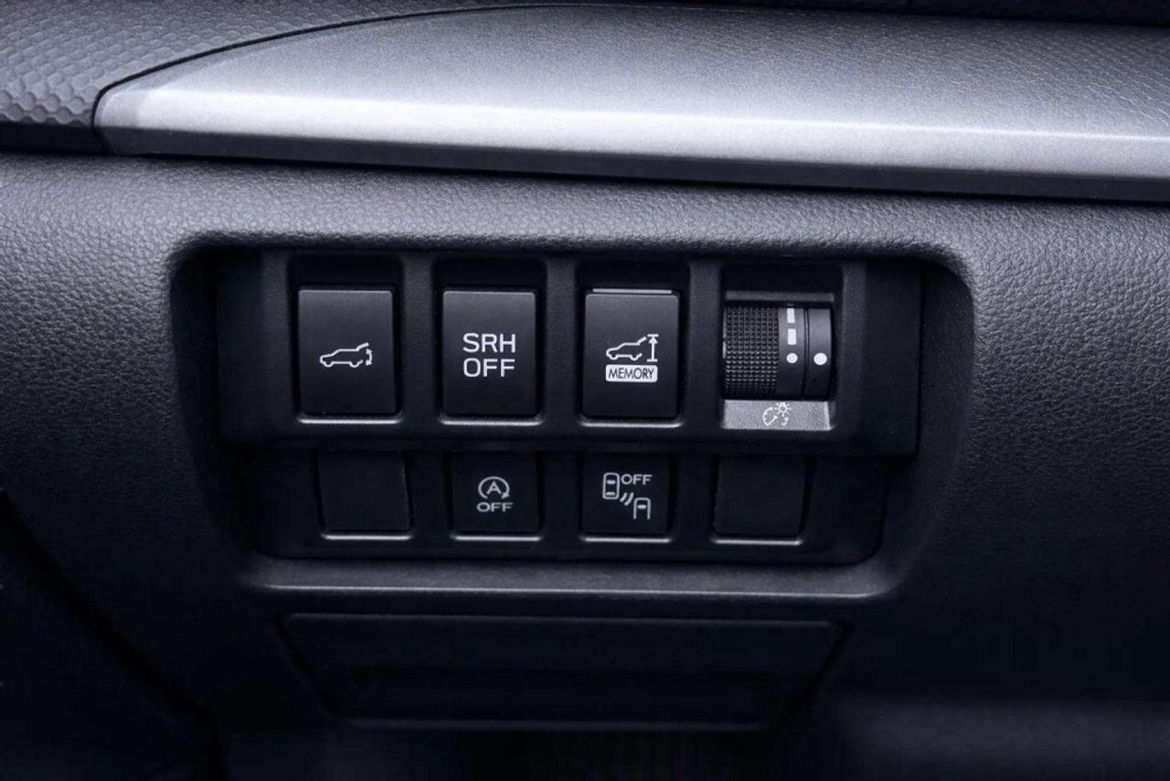 2022 Subaru Forester TOURING Photo