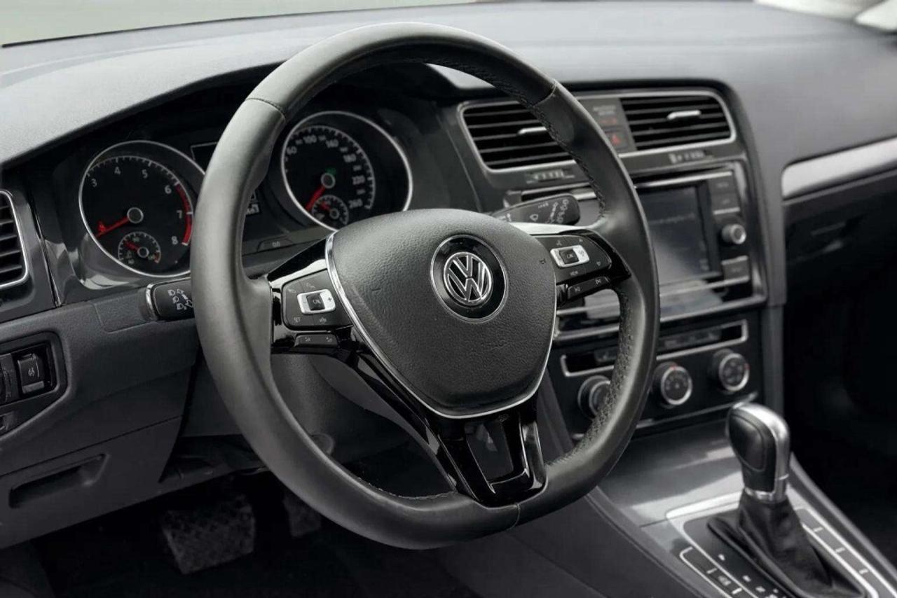 2019 Volkswagen Golf Comfortline  Automatic Photo