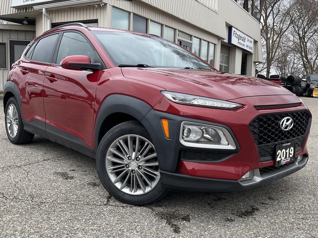 2019 Hyundai KONA PREFERRED AWD - CARPLAY! BACK-UP CAM! BSM! Photo0