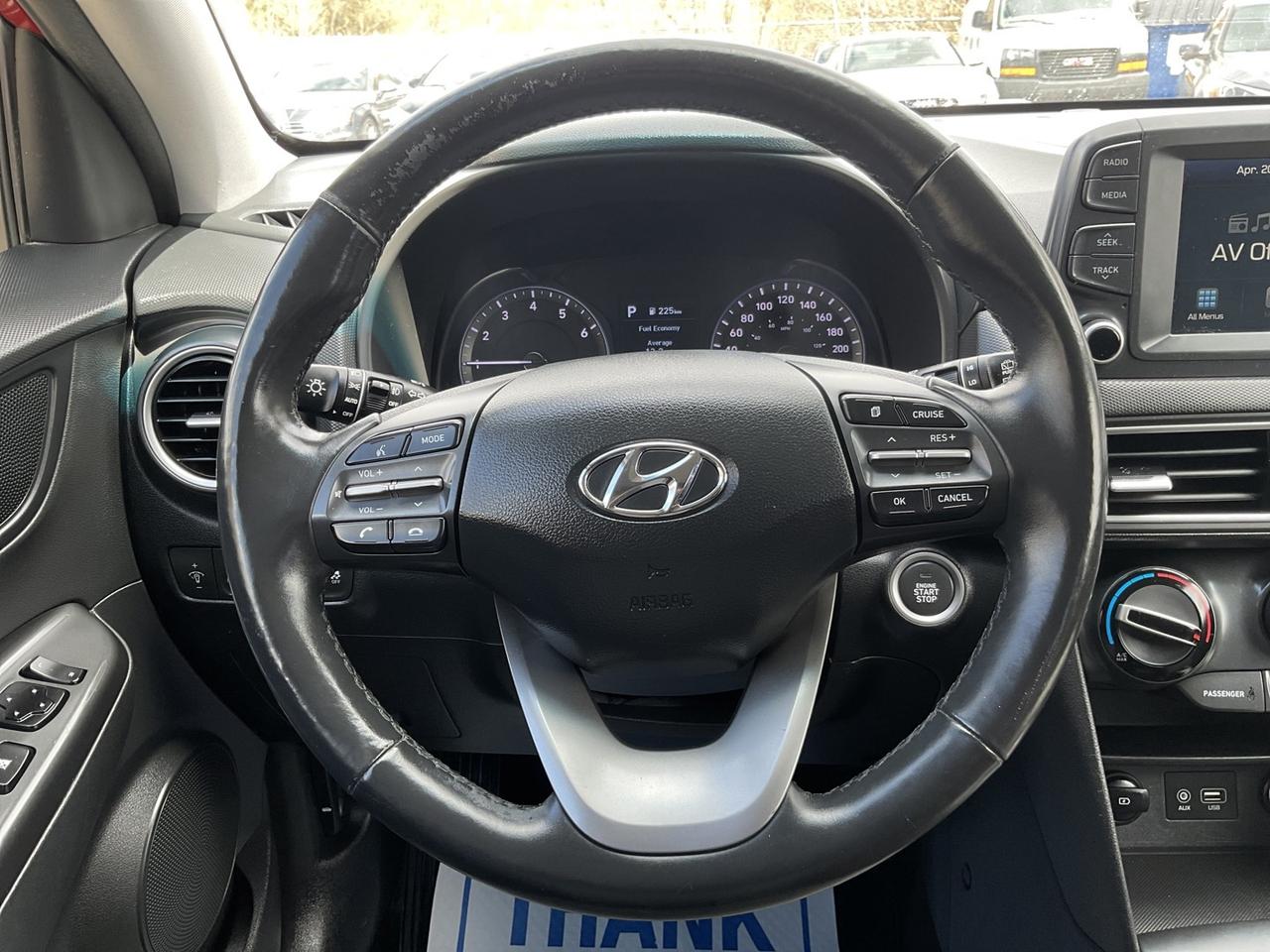 2019 Hyundai KONA PREFERRED AWD - CARPLAY! BACK-UP CAM! BSM! Photo