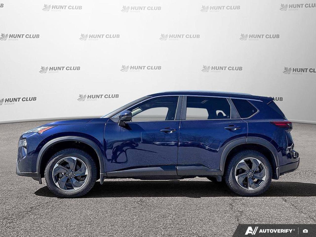 2024 Nissan Rogue SV Moonroof AWD   Apple Car Play   Heated Seats Photo2