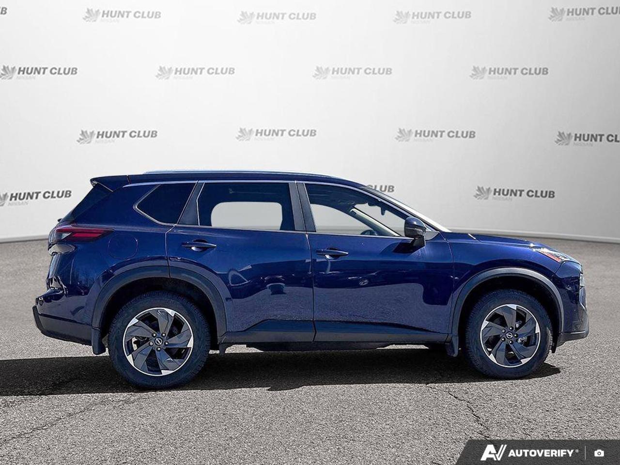 2024 Nissan Rogue SV Moonroof AWD   Apple Car Play   Heated Seats Photo