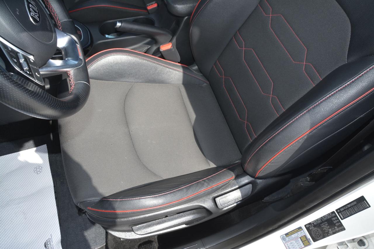 2021 Kia Forte5 GT Manual Photo