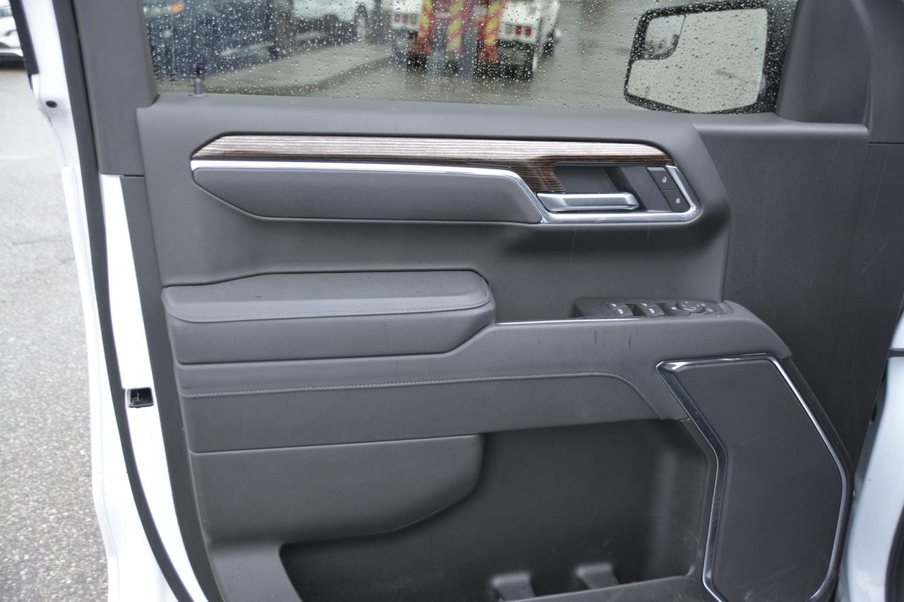 2025 GMC Sierra 1500 4WD Crew Cab 157  Elevation Photo