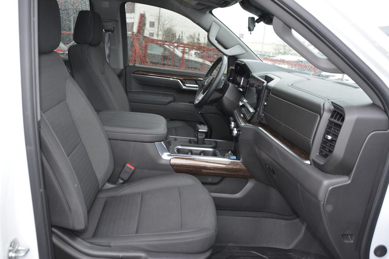 2025 GMC Sierra 1500 4WD Crew Cab 157  Elevation Photo