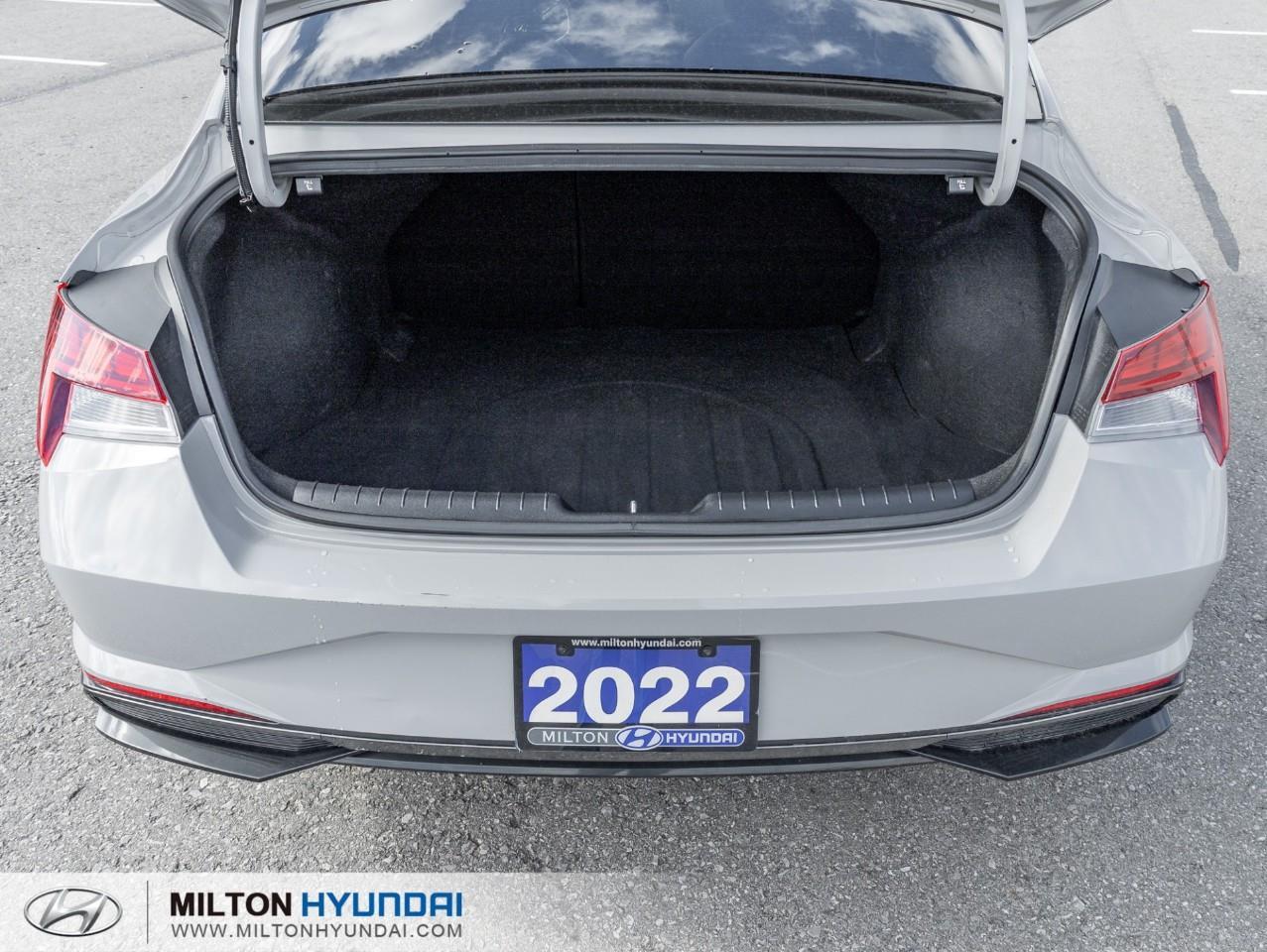 2022 Hyundai Elantra HEV Ultimate 4dr Sedan Photo