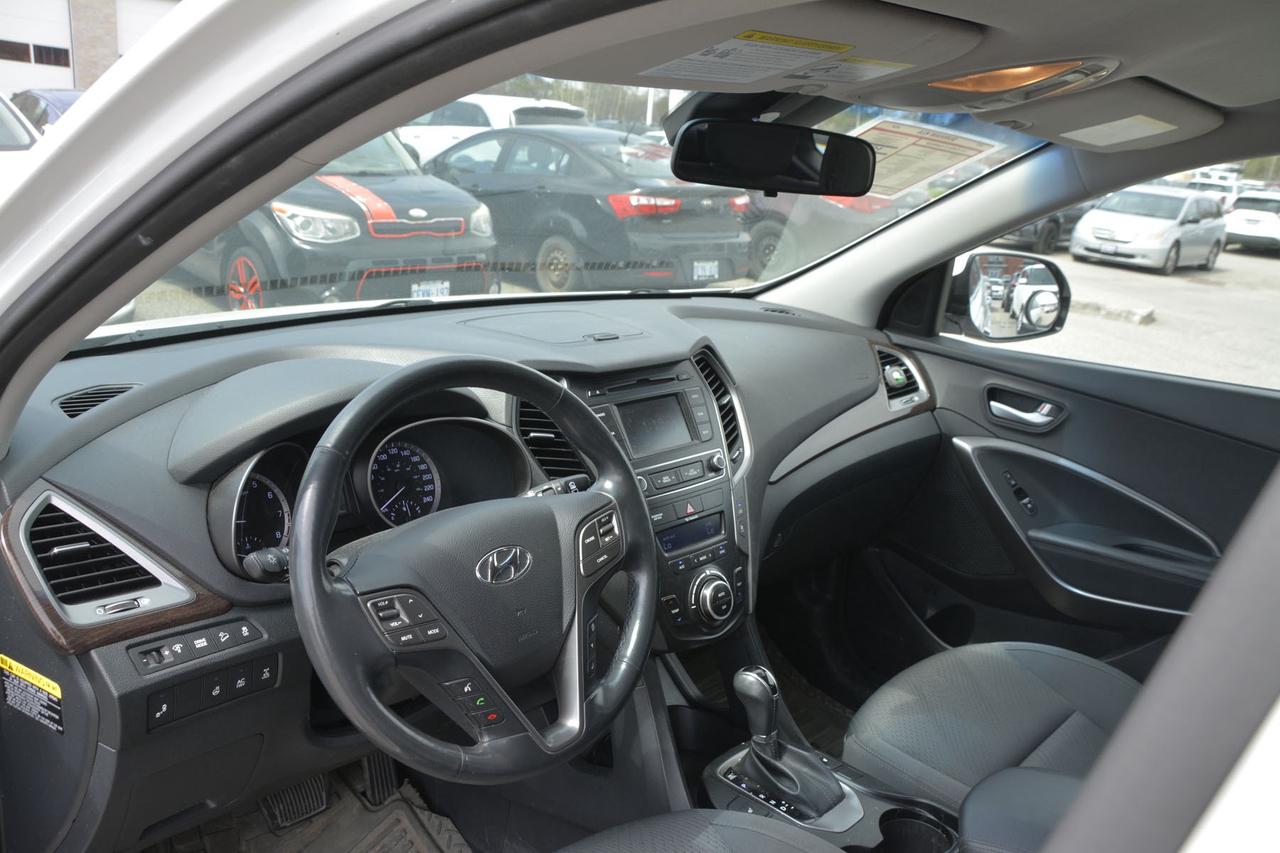 2018 Hyundai Santa Fe XL AWD Premium Photo