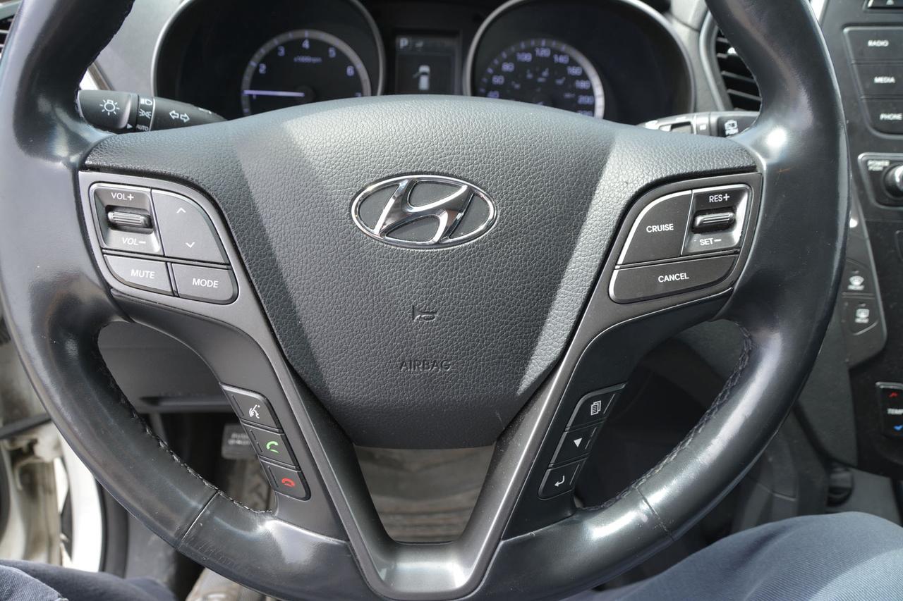 2018 Hyundai Santa Fe XL AWD Premium Photo