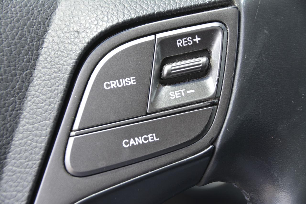 2018 Hyundai Santa Fe XL AWD Premium Photo