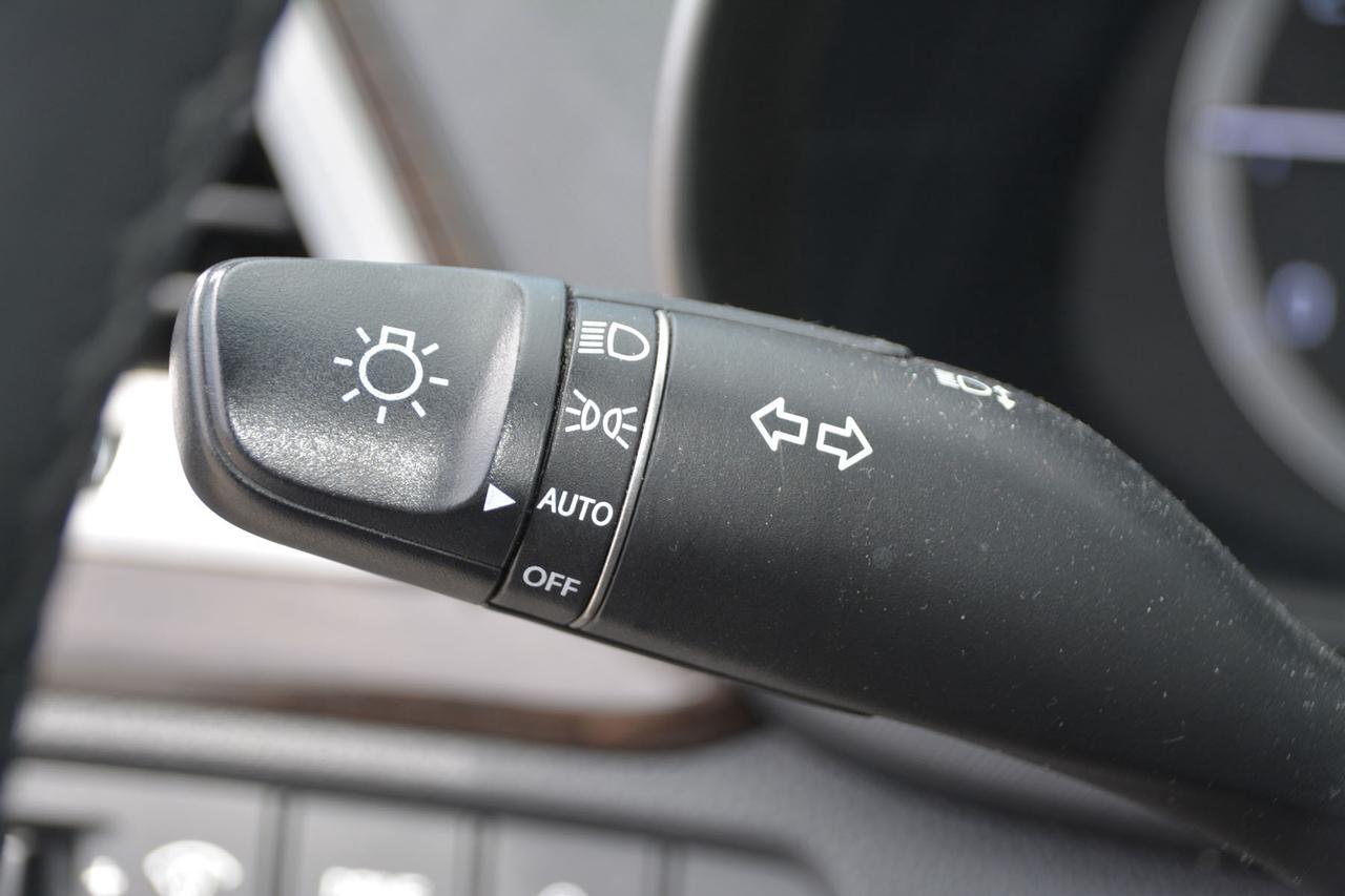 2018 Hyundai Santa Fe XL AWD Premium Photo