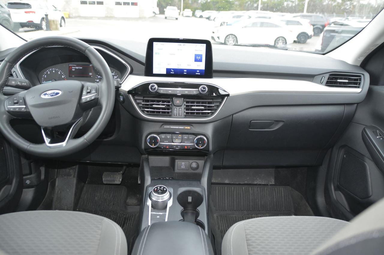 2022 Ford Escape SE FWD Photo4
