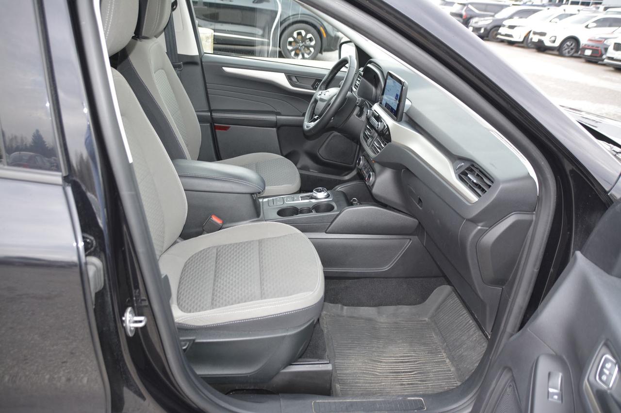 2022 Ford Escape SE FWD Photo