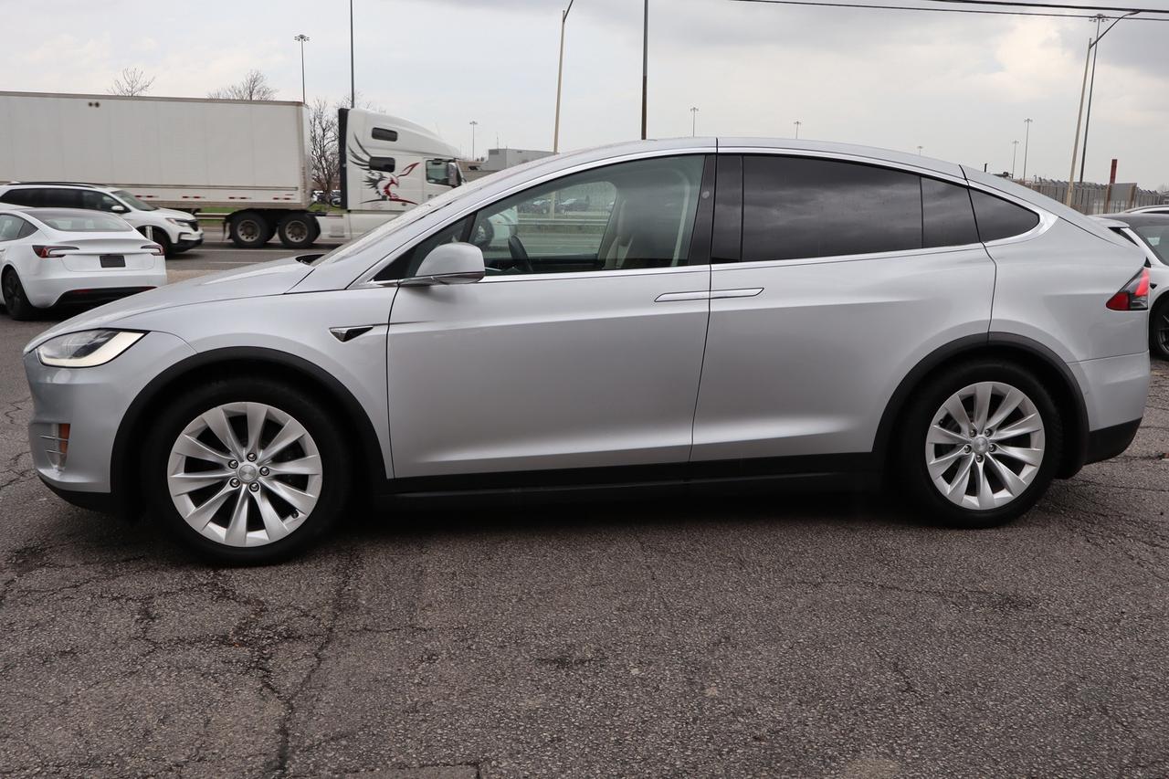 2017 Tesla Model X 100D AWD   6 Passenger Photo