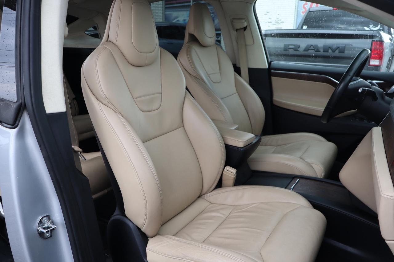 2017 Tesla Model X 100D AWD   6 Passenger Photo