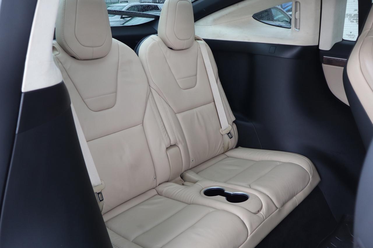 2017 Tesla Model X 100D AWD   6 Passenger Photo