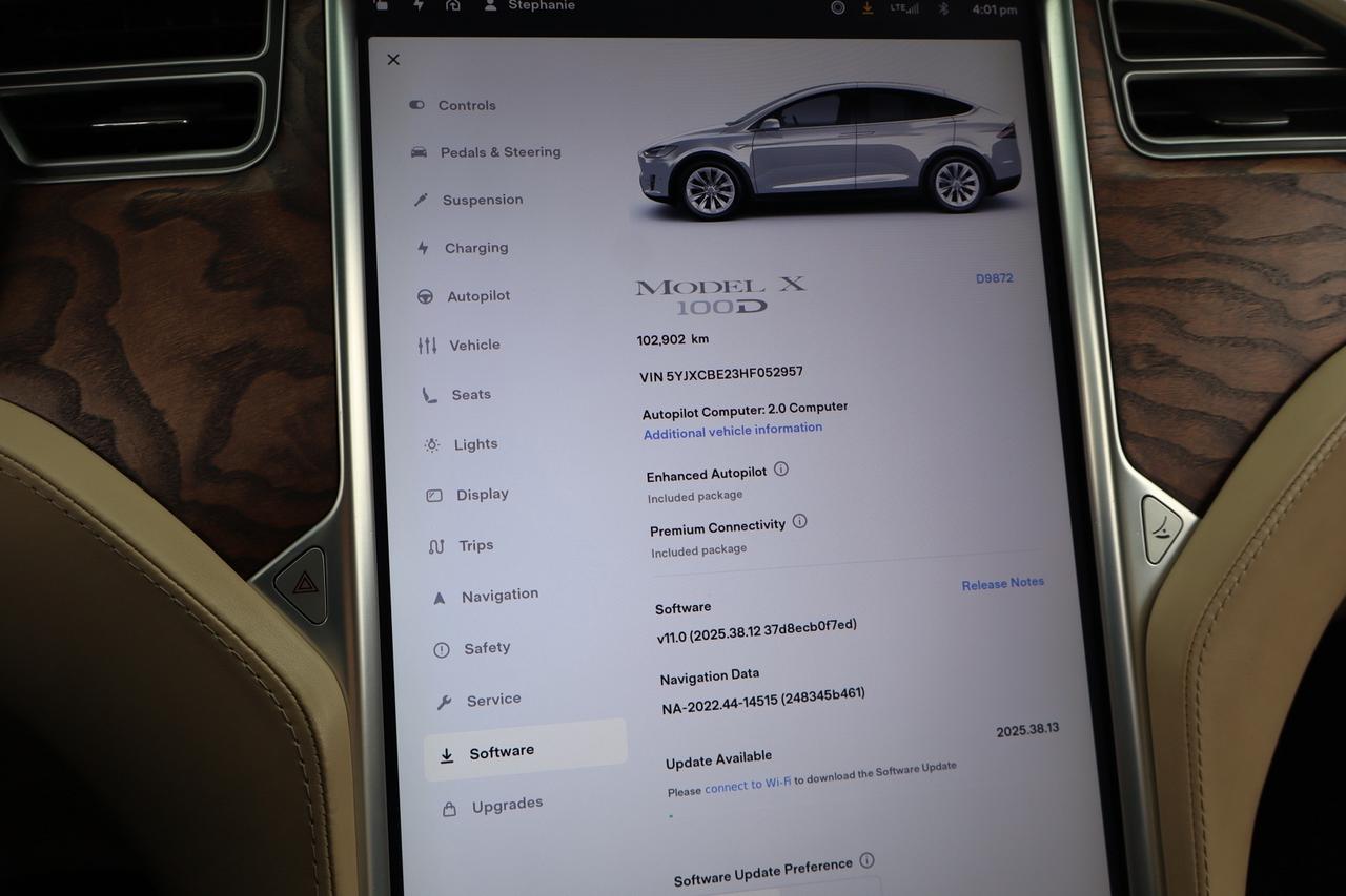 2017 Tesla Model X 100D AWD   6 Passenger Photo