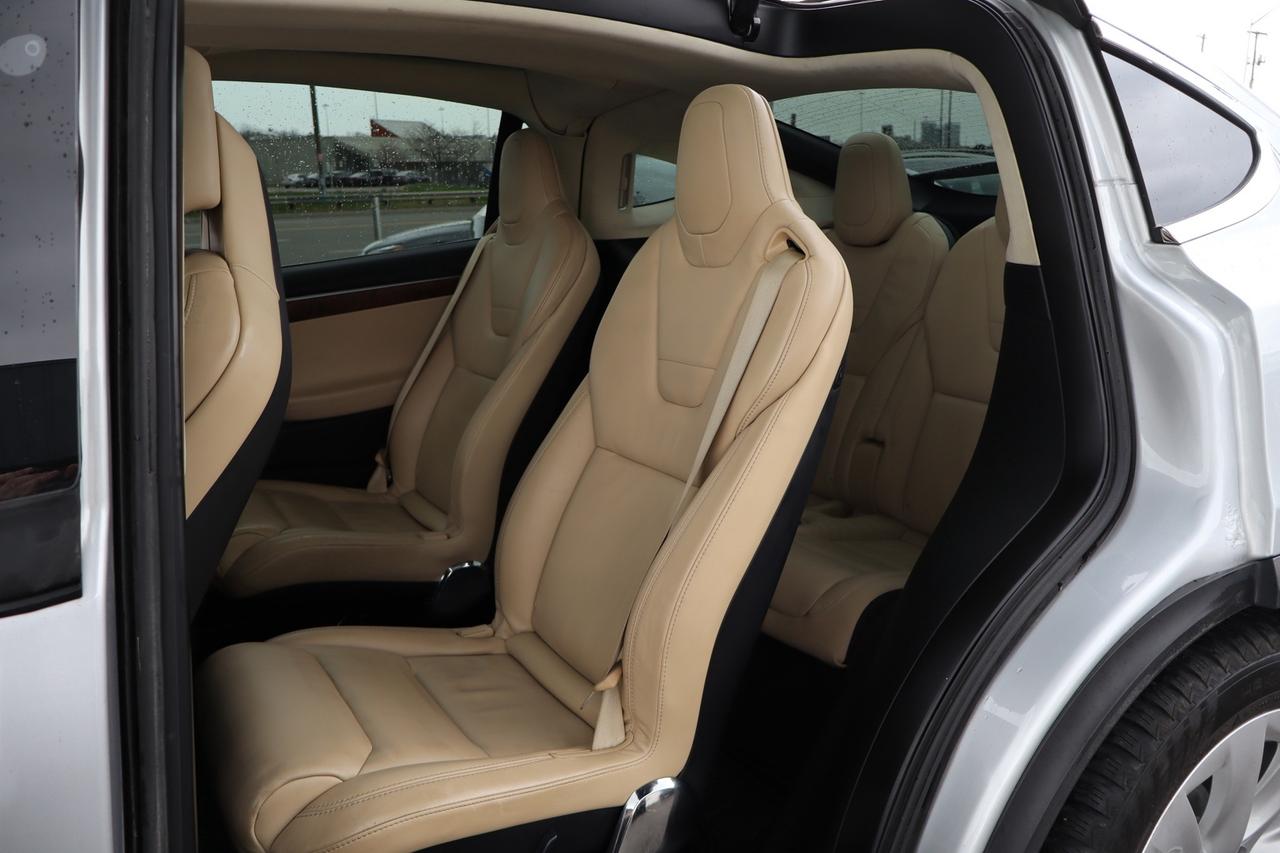 2017 Tesla Model X 100D AWD   6 Passenger Photo